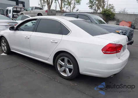 2015 Volkswagen Passat 1.8T Limited Edition from USA, damaged, VIN 1VWAT7A35FC100256